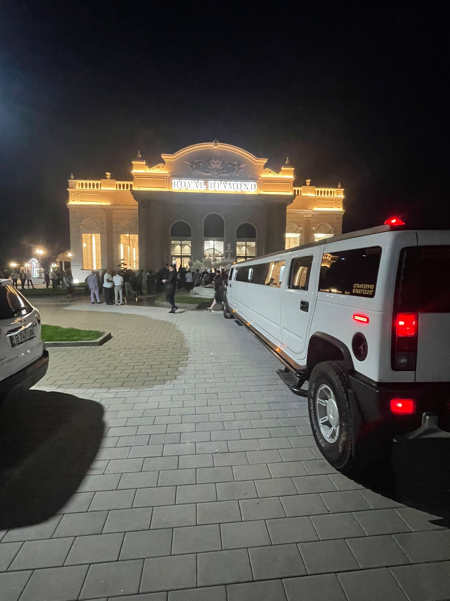 Star Limo — Limuzină Premium